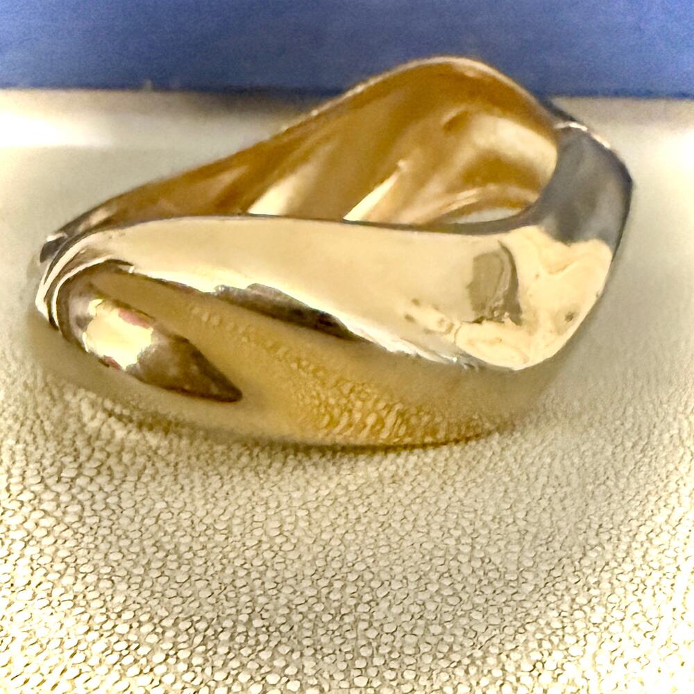 Vintage Monet Style Gold Tone Chunky Clamper Bangle Bracelet Wavy Freeform 80s